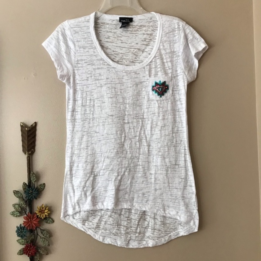 Rue 21 Asymmetrical Burn-Out Tee w Sequins Sz L